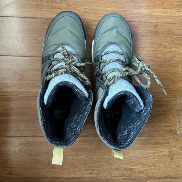 Sorel Women Whitney II Winter Boots, Size: 9.5, Color: Green, Great Condition - Picture 9 of 12
